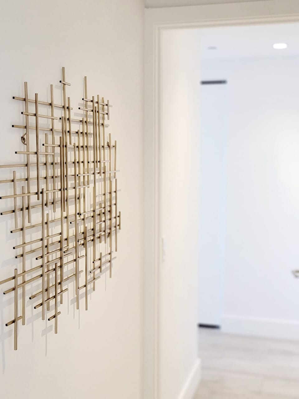 Welcoming wall decor