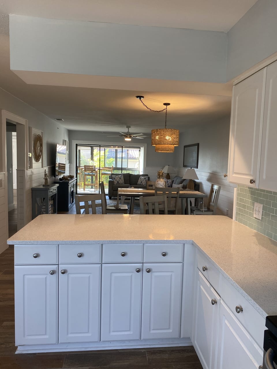 Large kitchen with lots of counter space. 