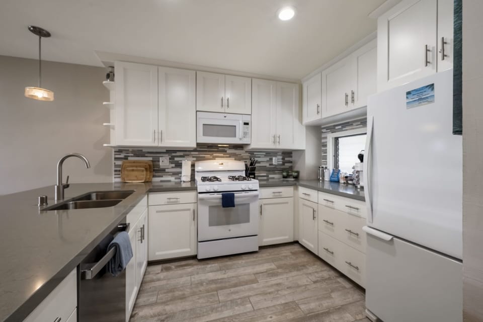 Our kitchen is fully stocked with all the essential tools you need to prep and serve a delicious meal!