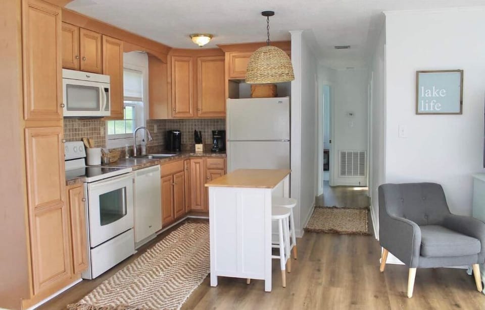 Fully stocked kitchen 