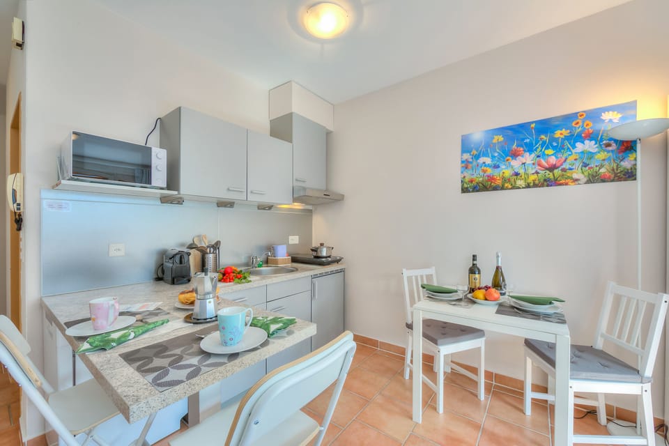Kitchen and dining area
