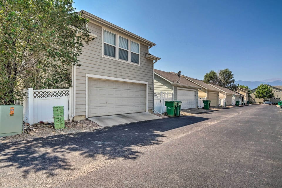 Exterior | Garage Parking (1 vehicle) | Limited Street Parking