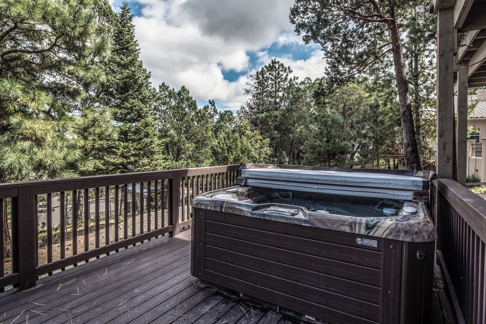 Deck - Private Hot Tub