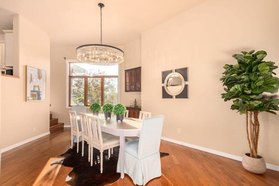 Formal Dining with Wine Bar and Seating for 8