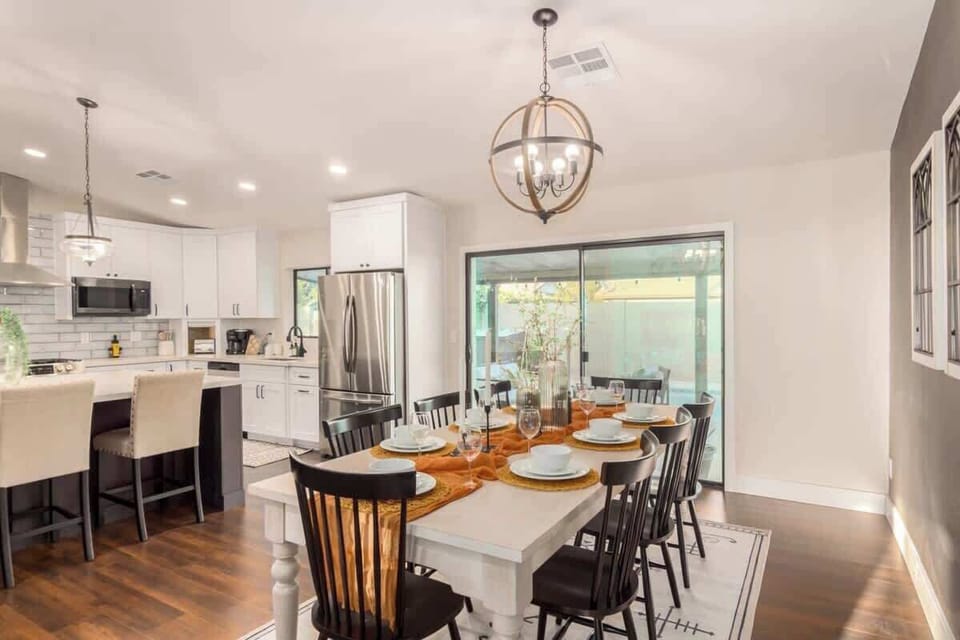 Open Concept Dining and Kitchen with Dining for 8 and Island Seating