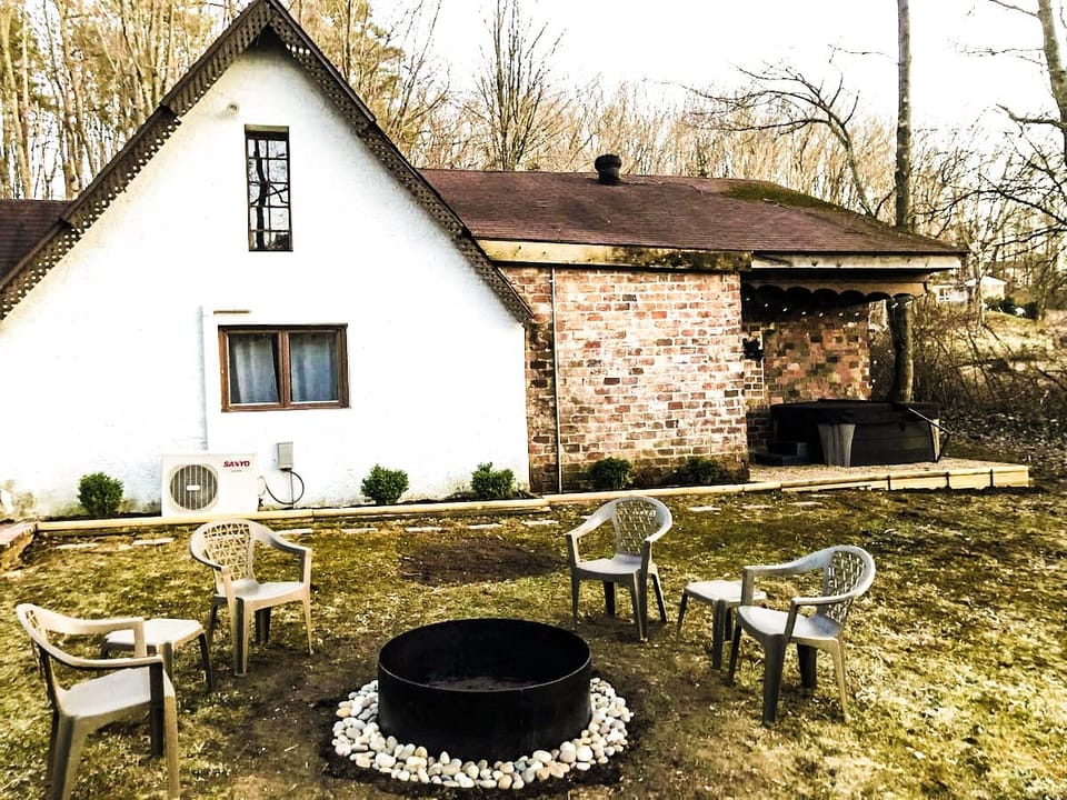 Roasting sticks provided for firepit. Enjoy!
