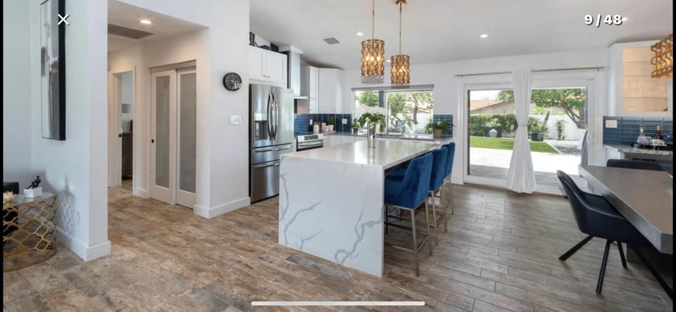 Kitchen open to dining & great room