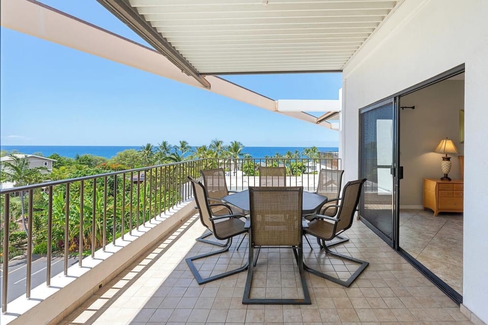 Incredible ocean views from the lanai