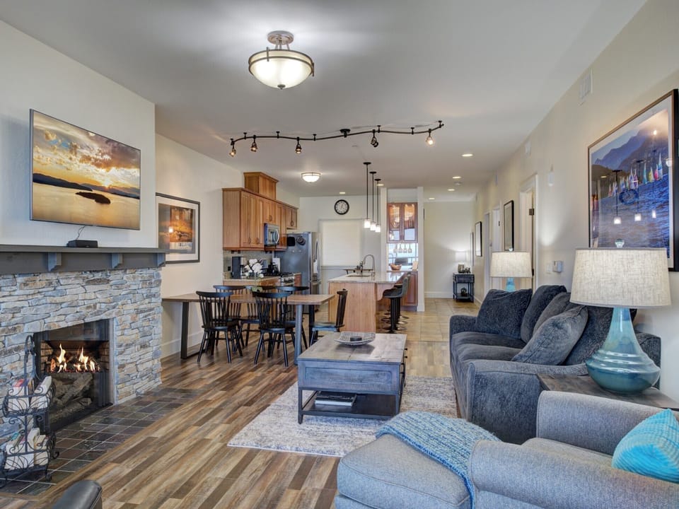 Condo 224 - Main Living Space