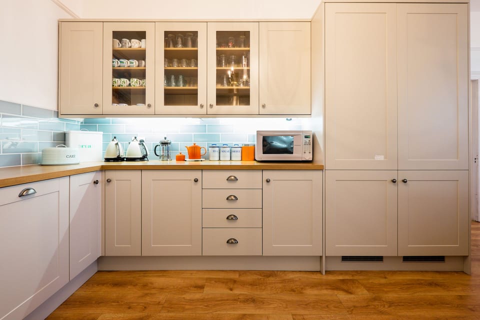 Glan y Mor kitchen/diner