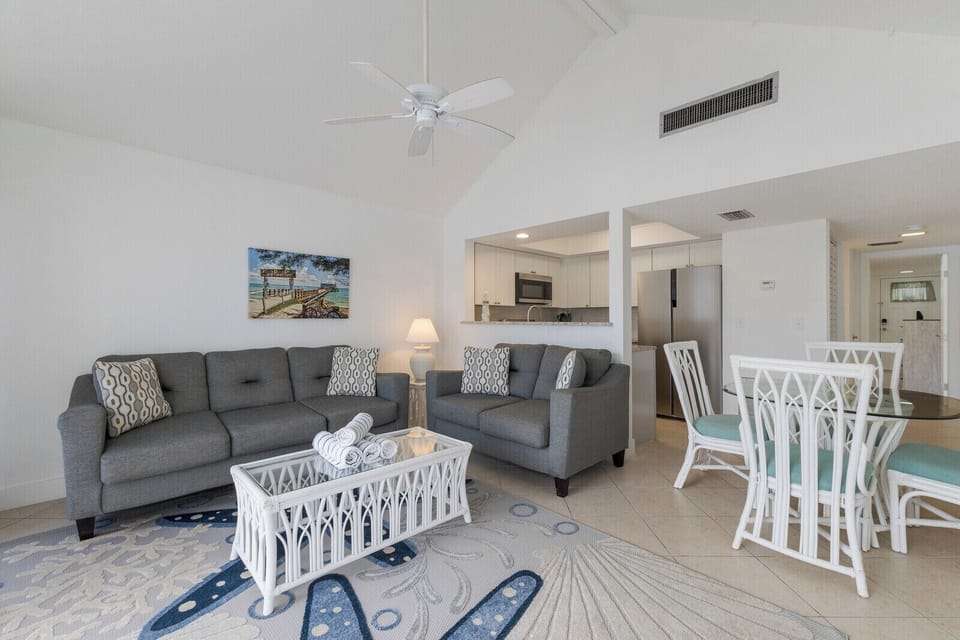 Living and dining area
