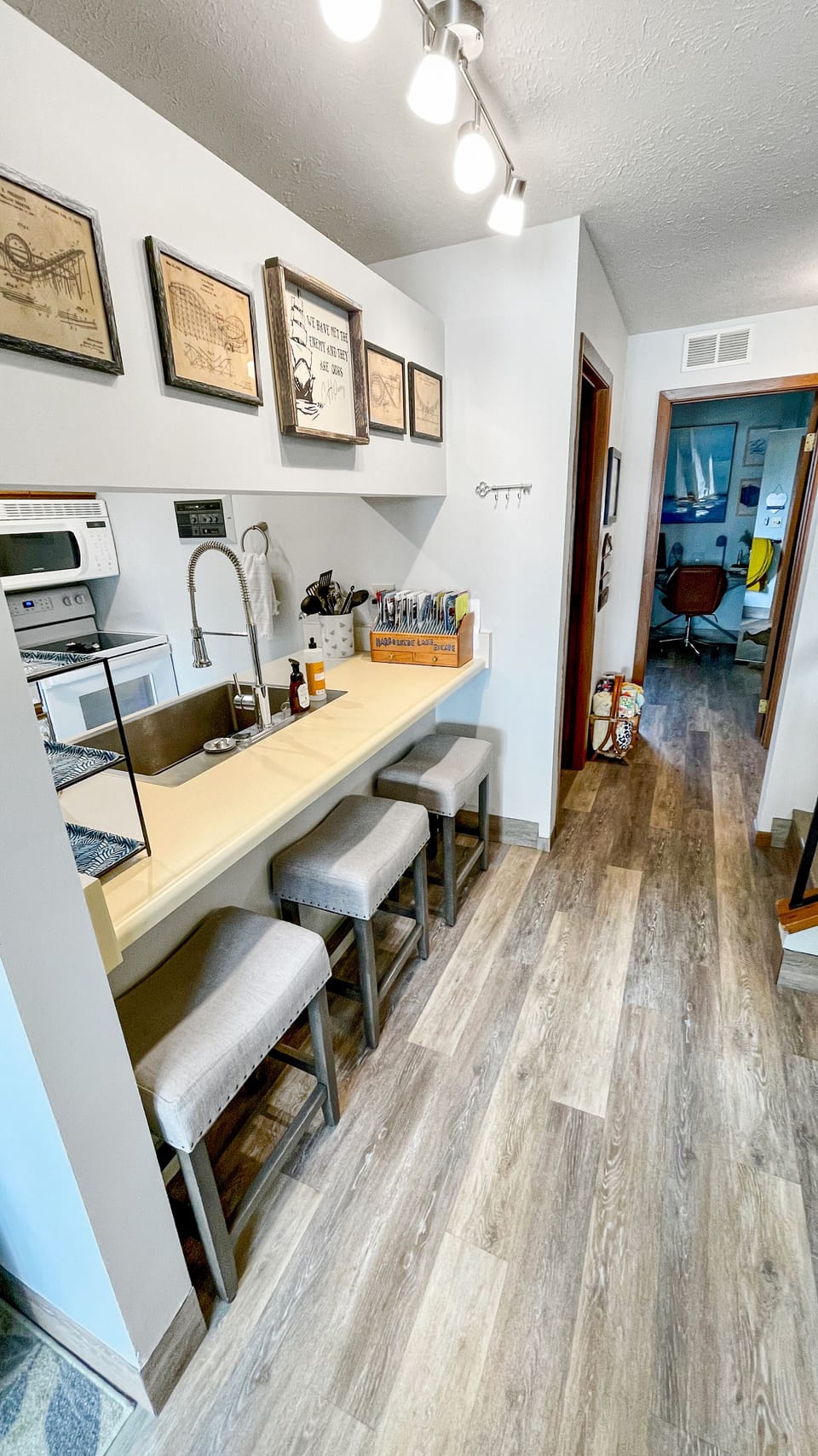 Bar stools available for quick snacks at the Kitchen bartop.