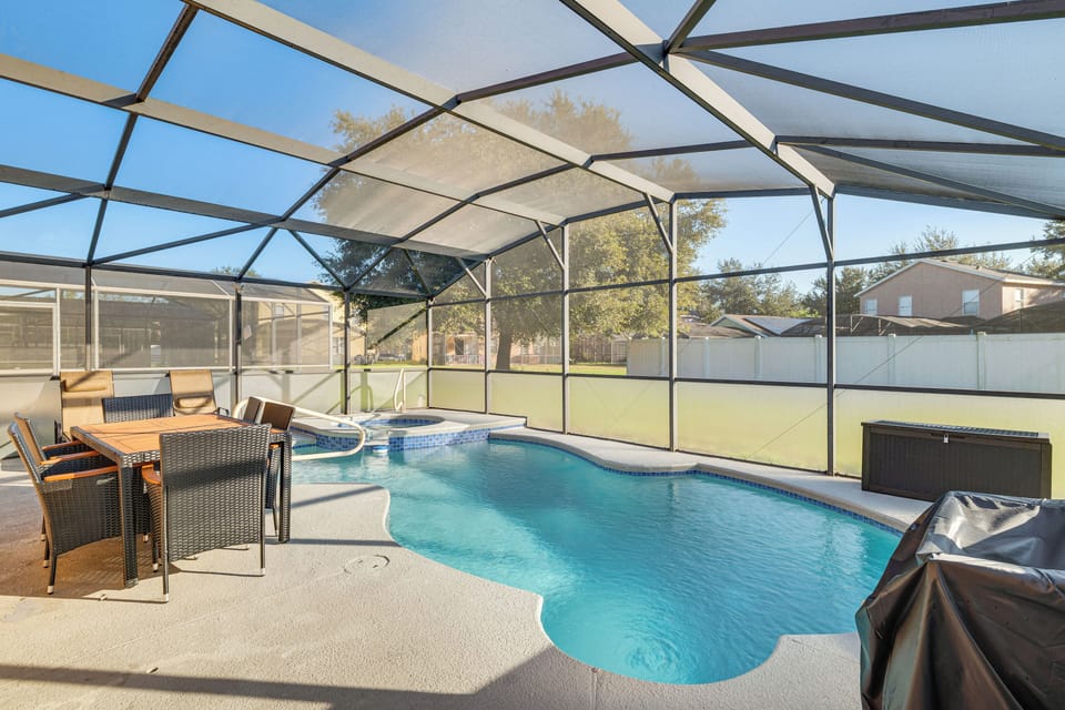 Heated Pool Area | Spa
