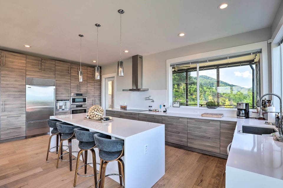 Kitchen | Fully Equipped