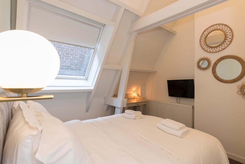 Comfy double bed in the second bedroom