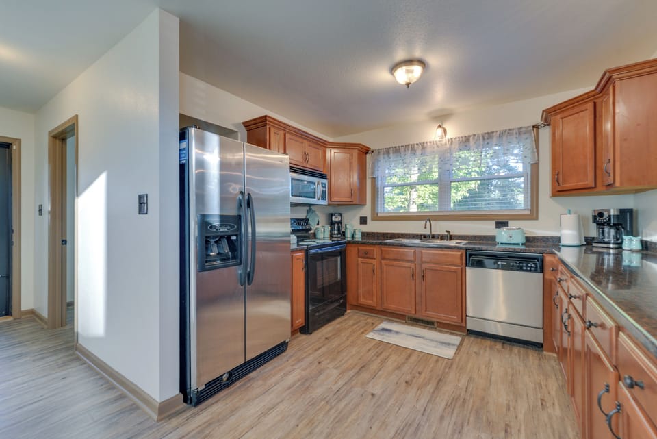 Kitchen | Fully Equipped | 1st Floor | Steps Required | Crock-Pot