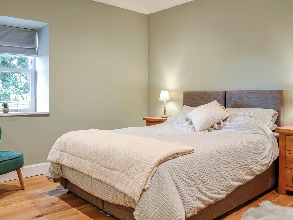 Double bedroom | Cullew Bothy, Kirriemuir