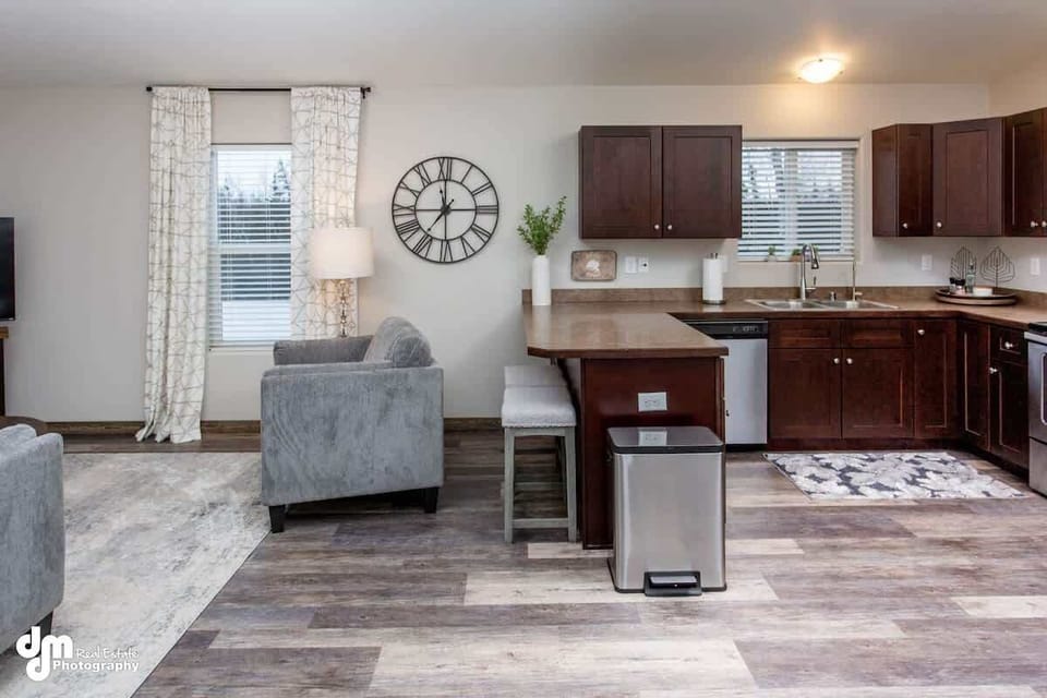 Susitna Suites #2 Kitchen