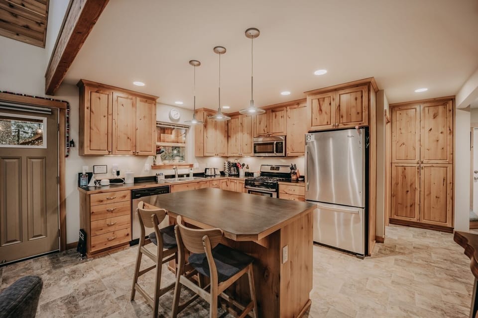 Looking in to the kitchen