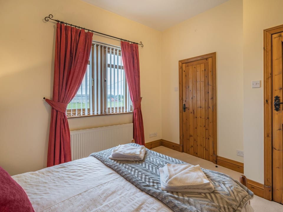 Double bedroom | Highfield Cottage, Poulton-le-Fylde