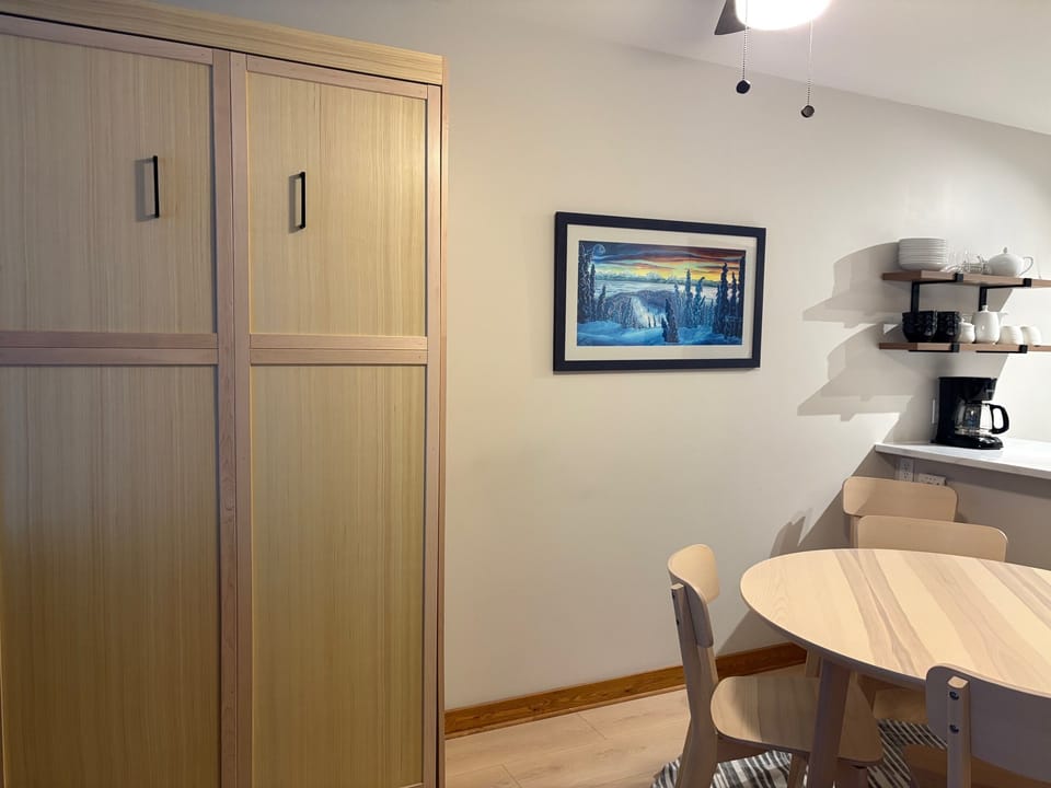 Single Murphy Bed