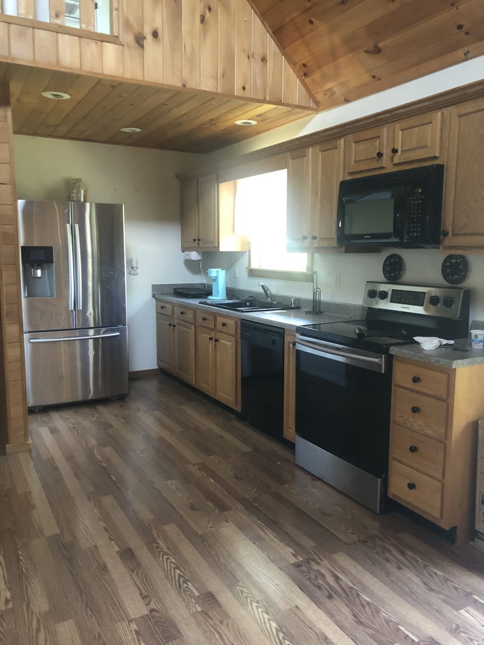 full-size kitchen