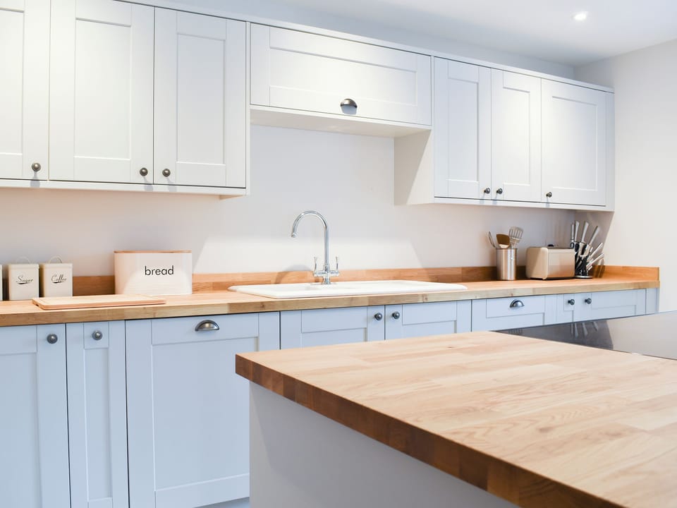 Kitchen | The Old Stables 3 - The Old Stables, Winterslow, near Salisbury