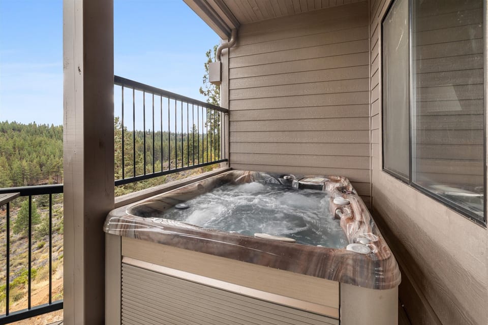 New deck and new hot tub (10/25)