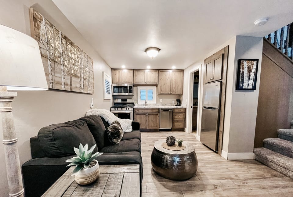 Ground/main level: family room, full kitchen & bathroom.