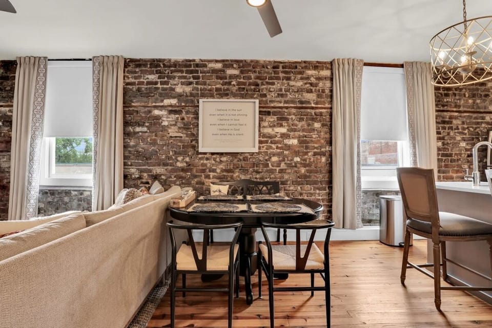 Accent wall