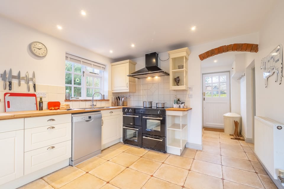 Ground floor: Spacious duel aspect kitchen