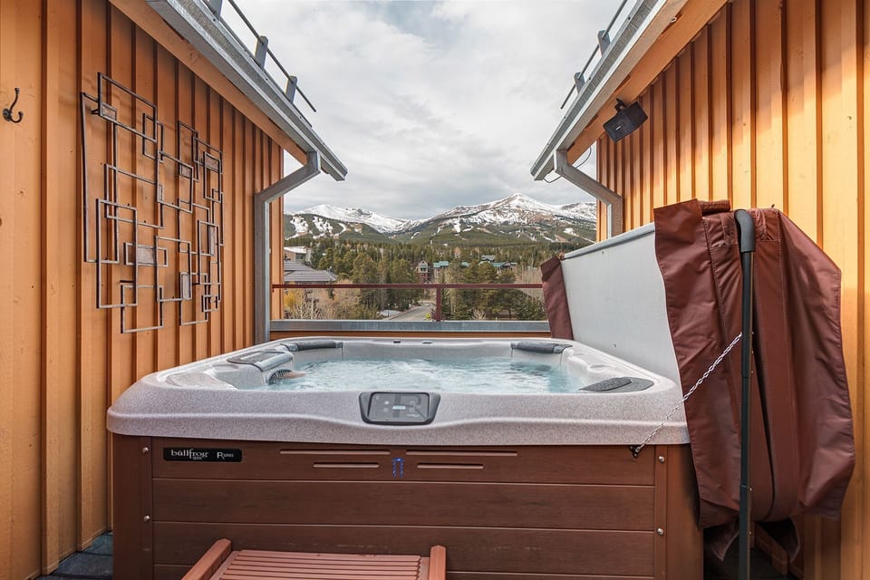 Private Hot Tub