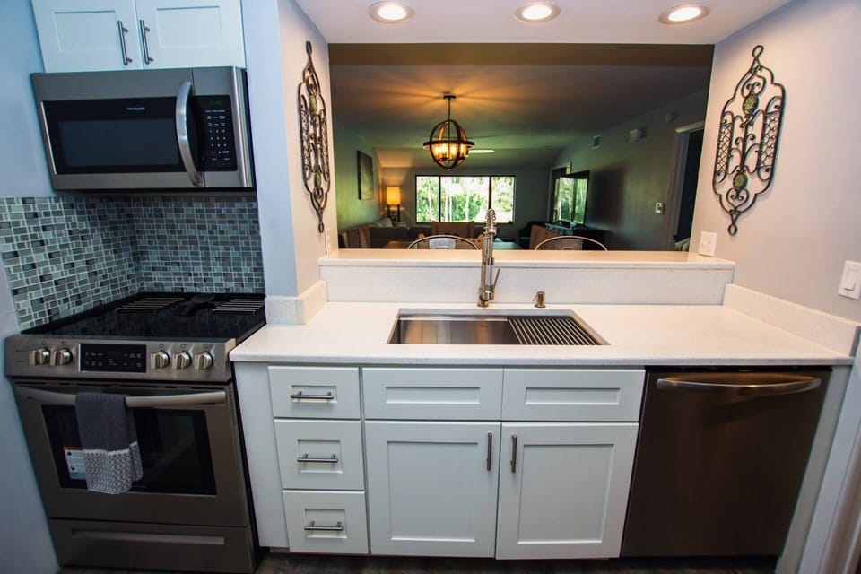 Kitchen with all new appliances!