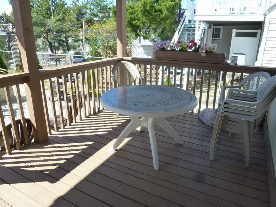 balcony-terrace