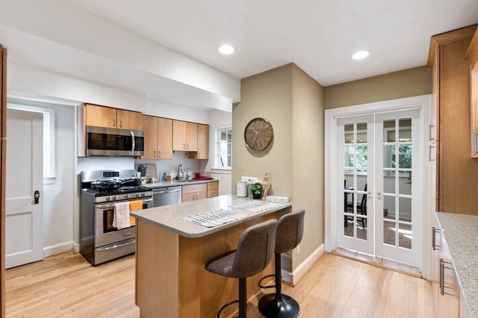 kitchen and island!