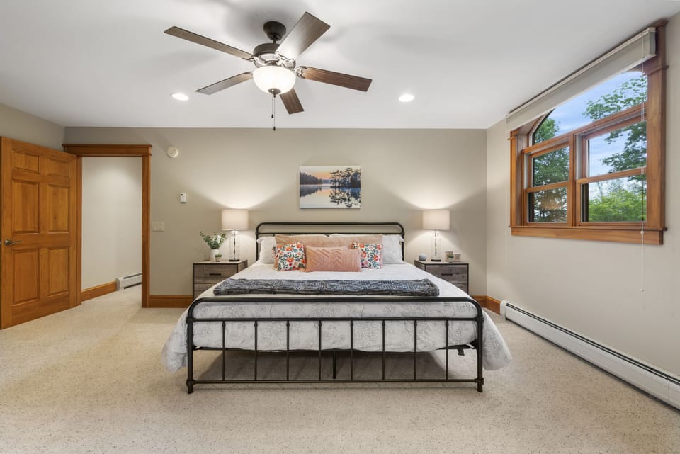 2nd Floor Master Bedroom (King)