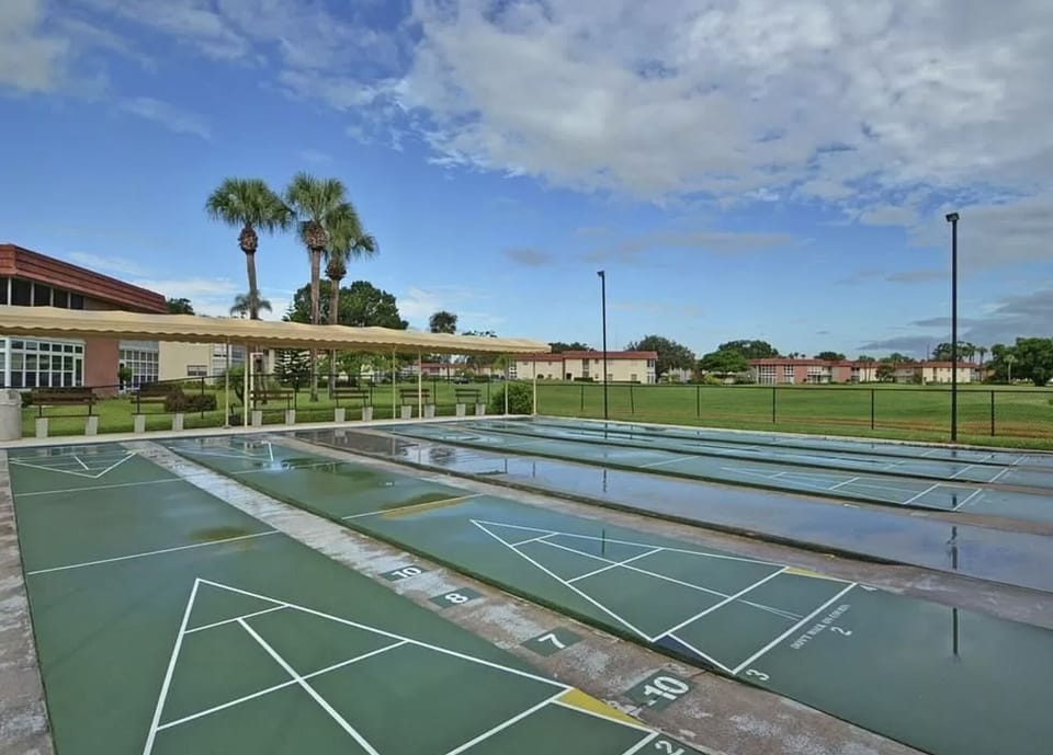 Sport court