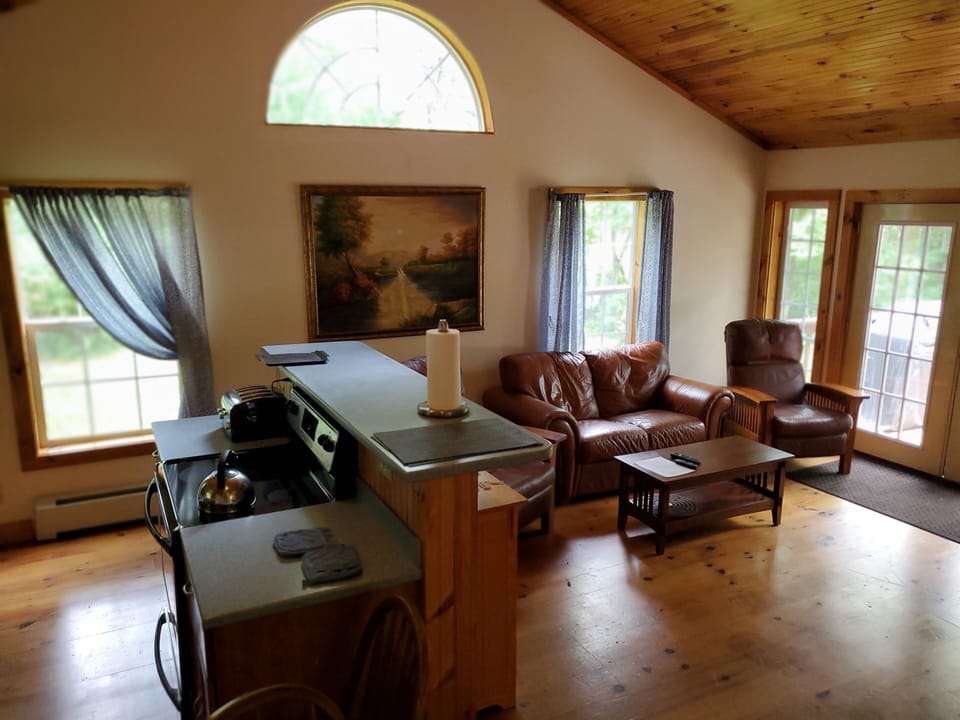 Kitchen / Living Room