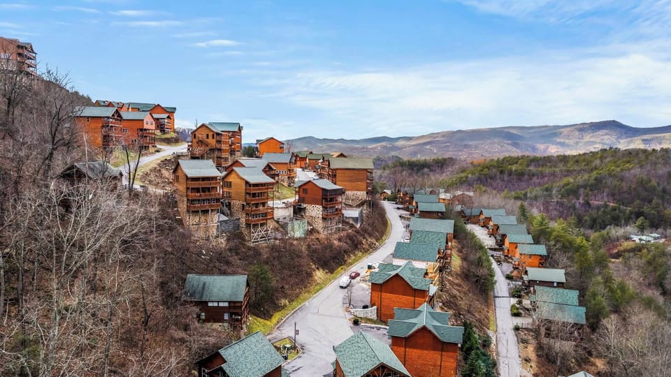 Nestled among stunning mountain views, perfect for adventure and relaxation!