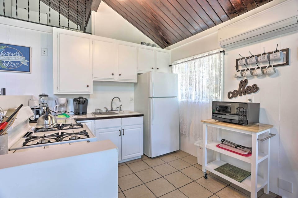 Kitchen | 1st Floor | Cooking Basics | Drip & Pod Coffee Makers