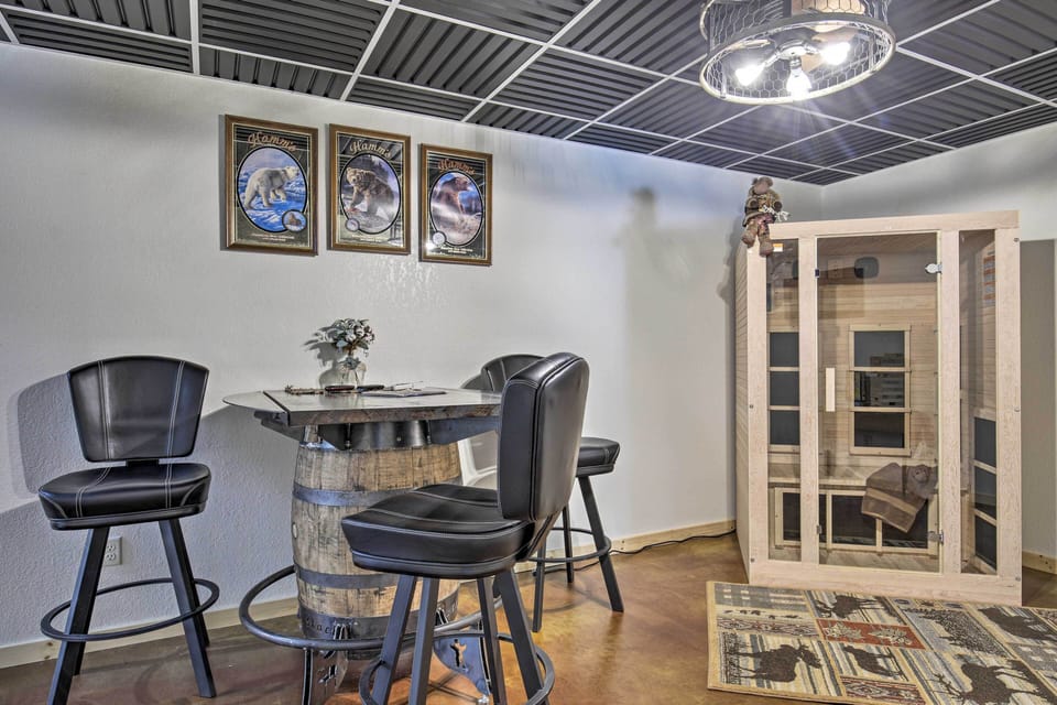 Game Room | Private Sauna