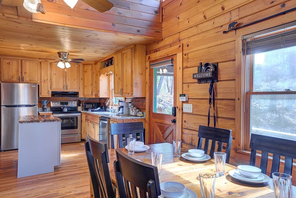 Open kitchen and dining area