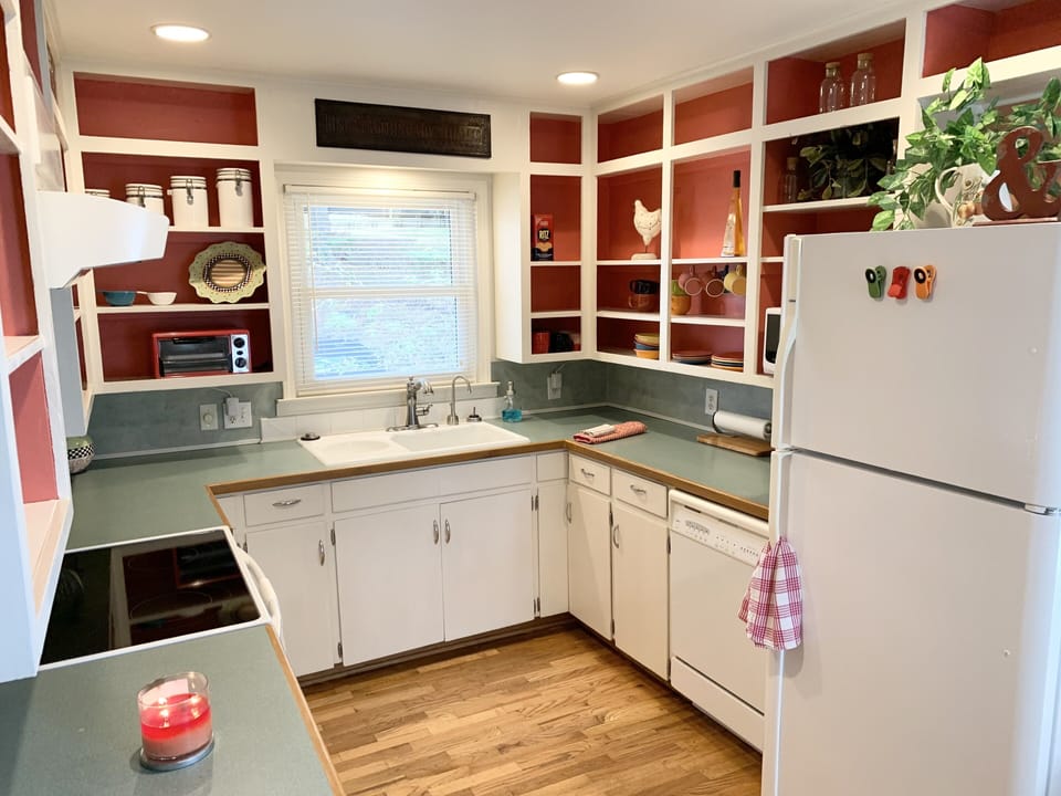 Fully Stocked Kitchen