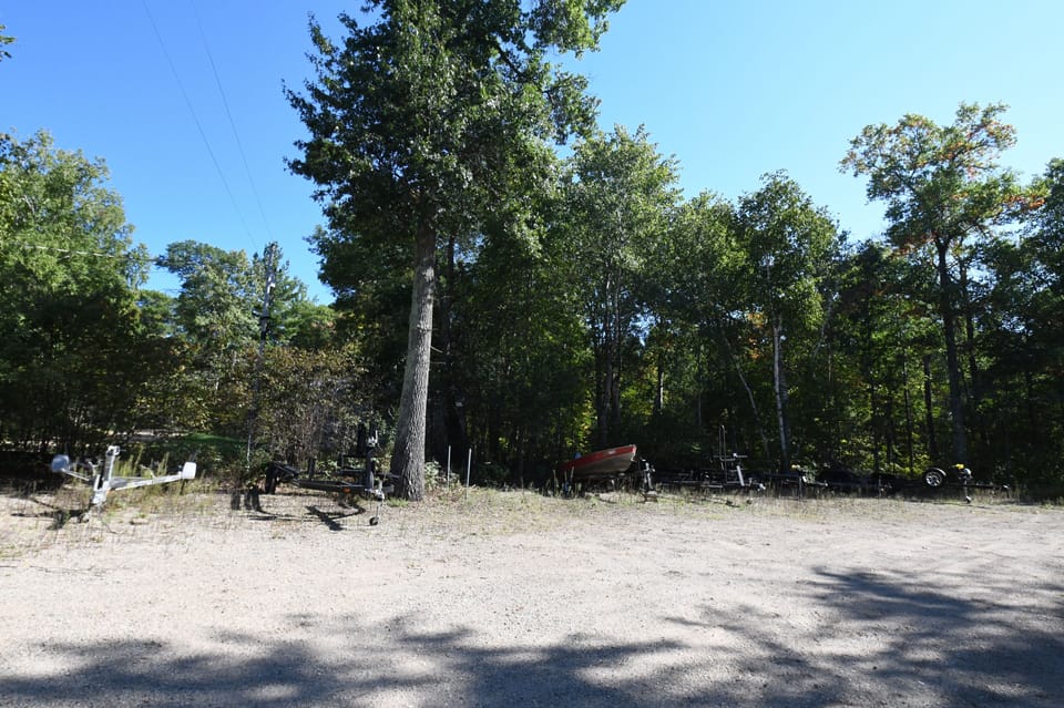 There is extra parking about a block away from the cabins.
