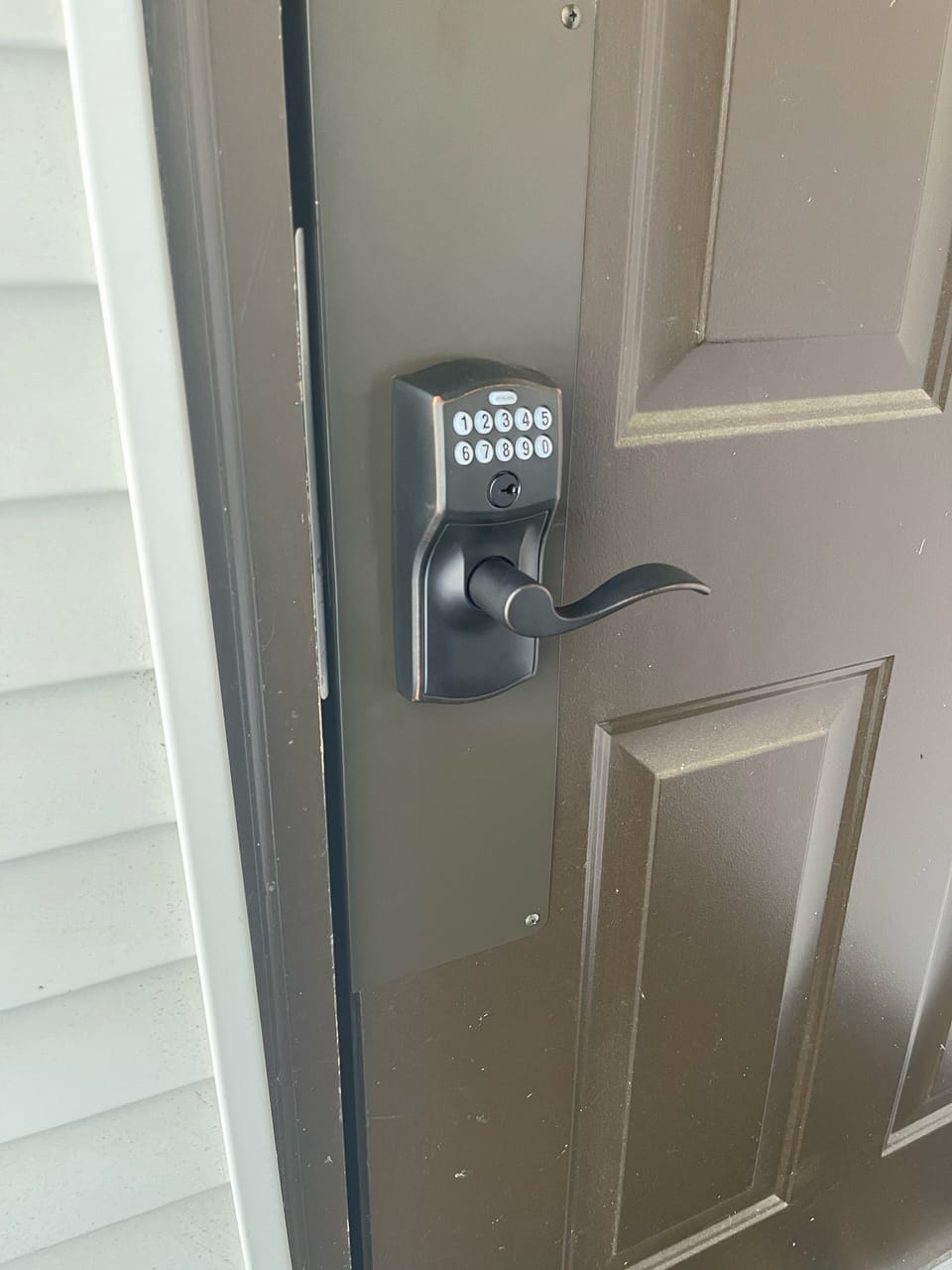 Self check in with Smart lock