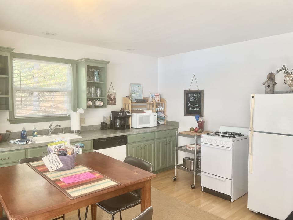 Seating for 4 with plenty of room to prepare a feast!