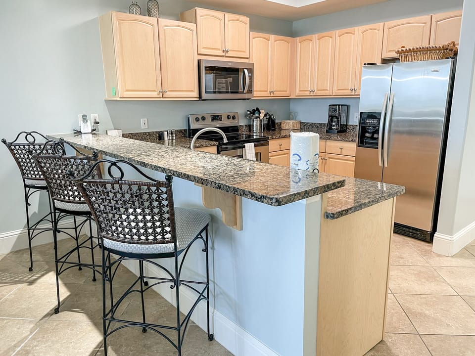 Kitchen Bar 