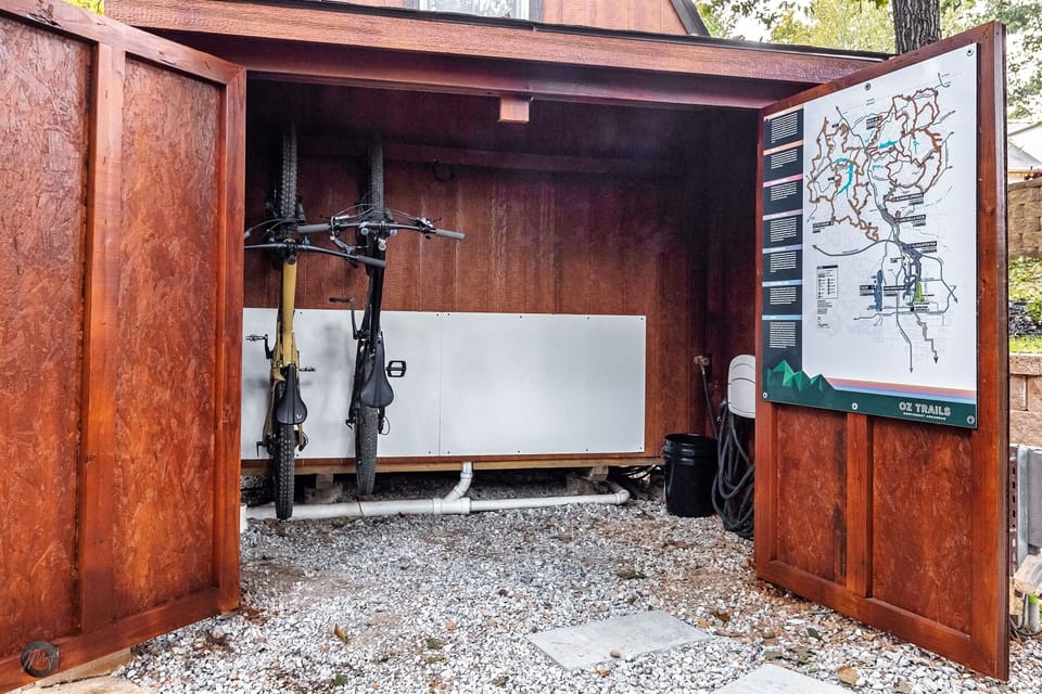 All bikers need to lock up their bikes.  Use our hose to wash it off, hang it up, and lock the door until you're ready for your next adventure tomorrow.  Need trail suggestions?  Just ask!