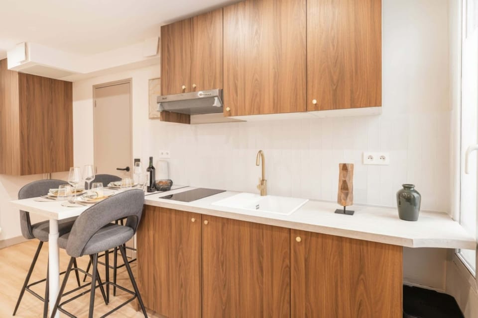 Open kitchen on the room.