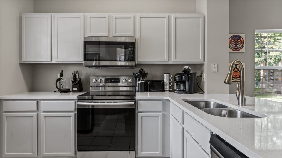 Gorgeous Kitchen with Microwave, Stove, Oven, and Dishwasher